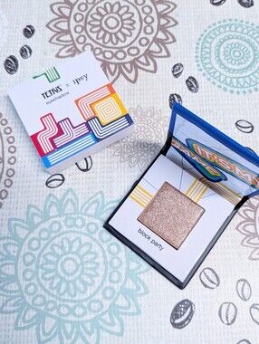 Ipsy x Tetris Limited Edition Block Party single eyeshadow